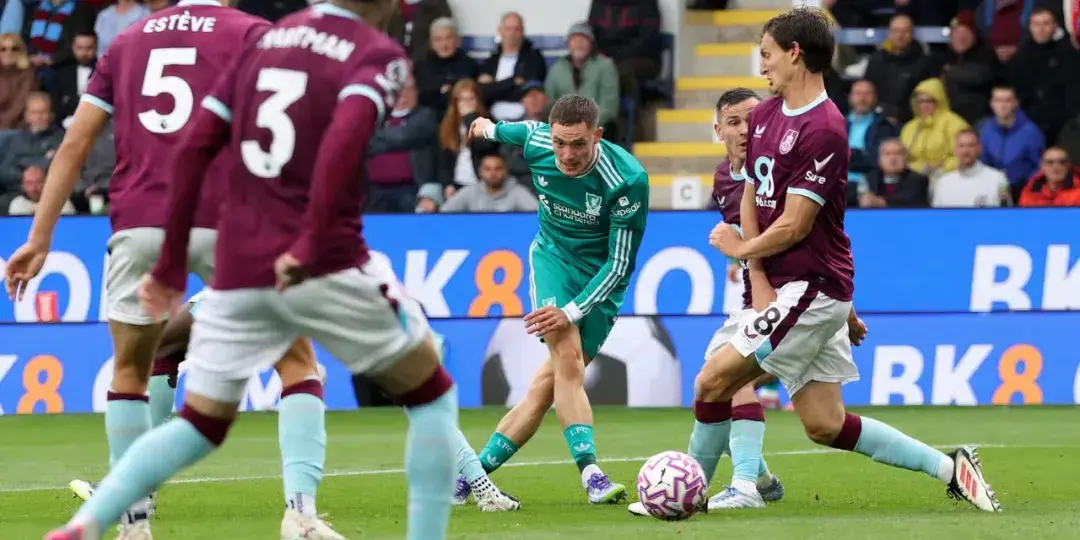 利物浦几乎, 假摔染黄, 亿英镑的身